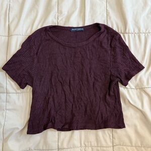 Brandy Melville Burgundy Cropped Ribbed T Shirt
